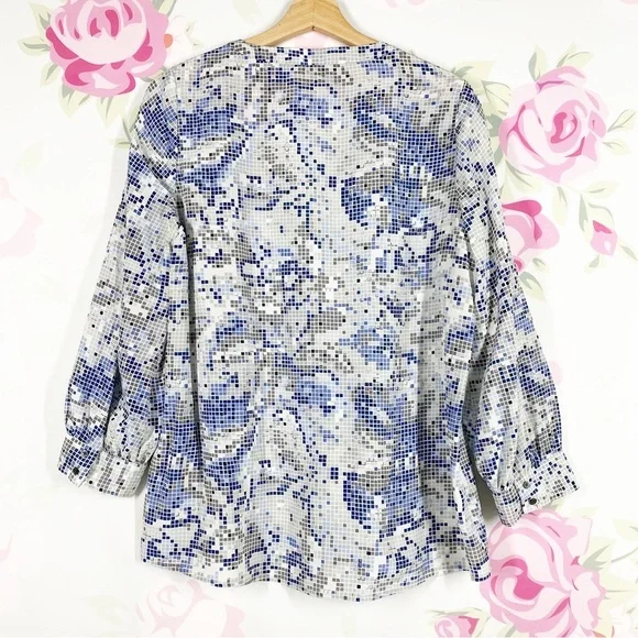 Joie Blue Gray Geometric Square Pixel Print V Neck Blouse M - Picture 6 of 10